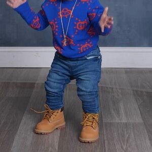 Toddle Gucci sweater used for photo shoot